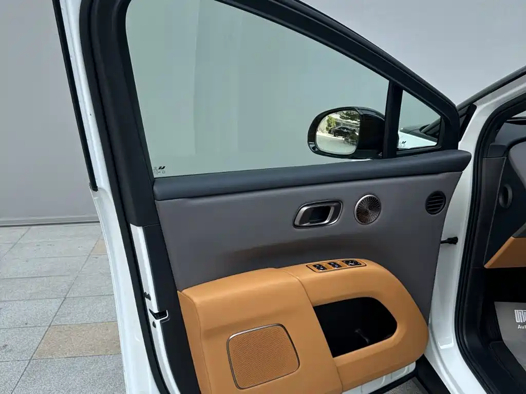 Li Auto Li i8 — миниатюра 12
