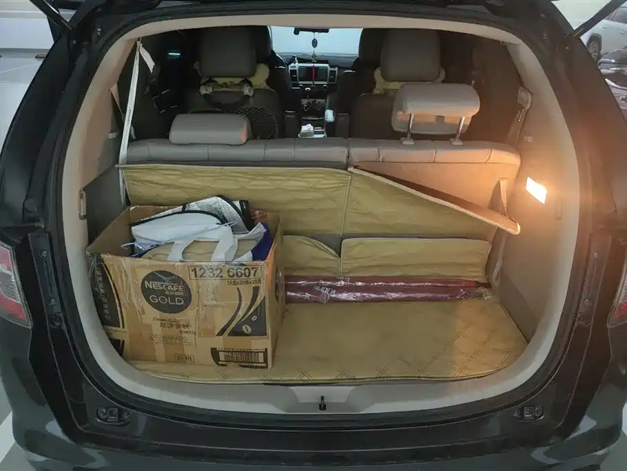 Mazda 8 2013 2.5L