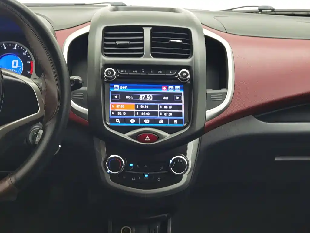 Changan BenBen — миниатюра 12