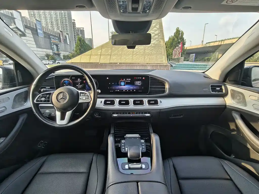 Mercedes-Benz GLE New Energy — миниатюра 15