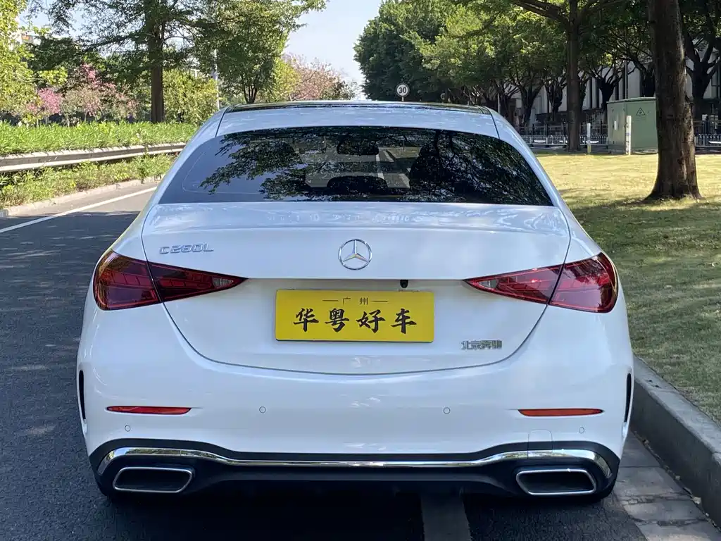 Mercedes-Benz C-Class — миниатюра 3