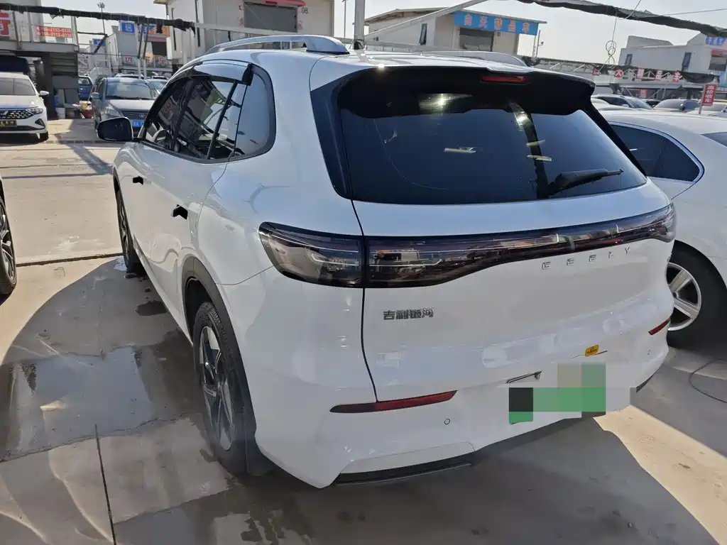 GEELY GALAXY GALAXY E5