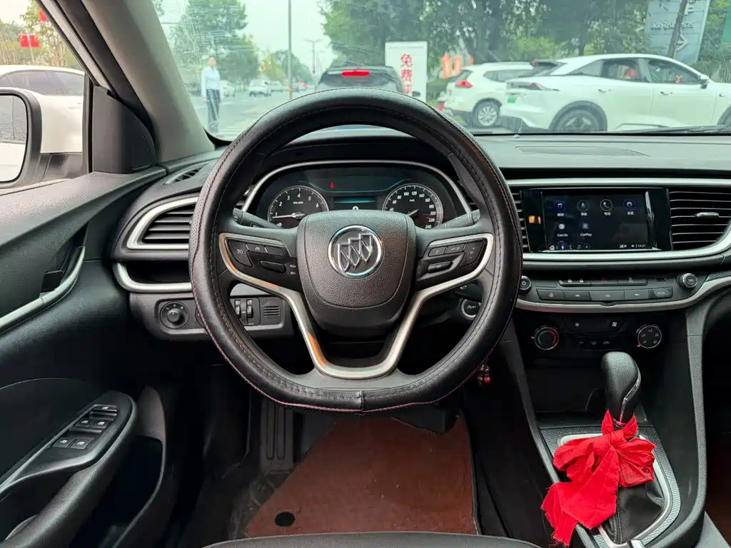 Buick Excelle — миниатюра 14