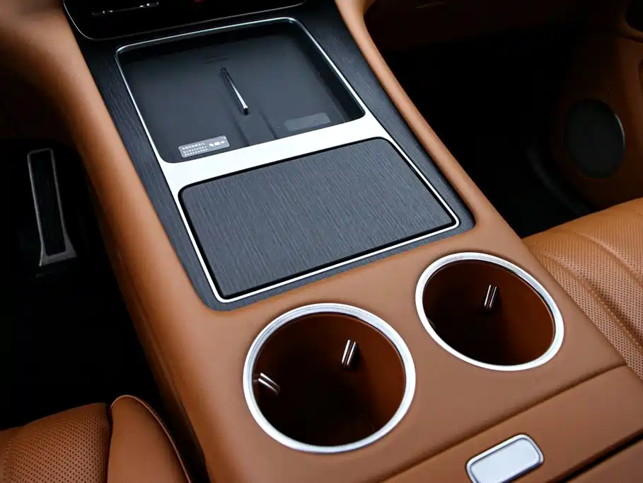 AITO AITO M7 — миниатюра 10