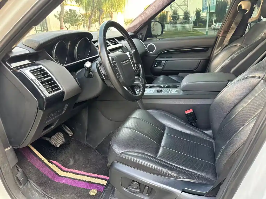 Land Rover Discovery — миниатюра 3