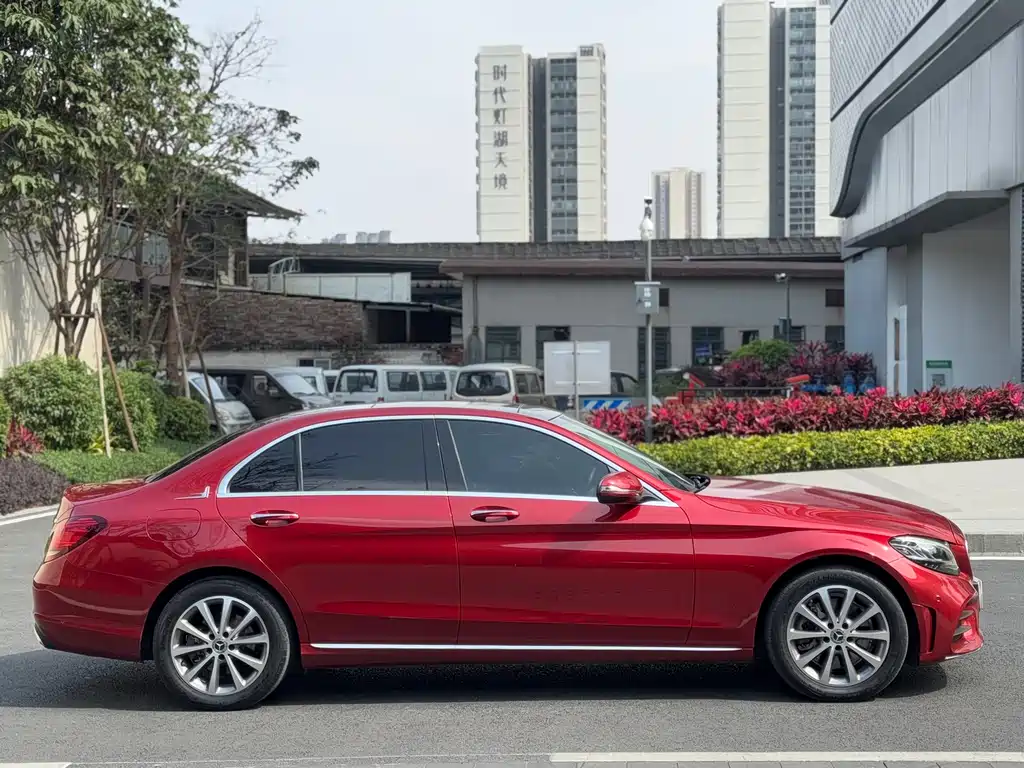 MERCEDES-BENZ C CLASS
