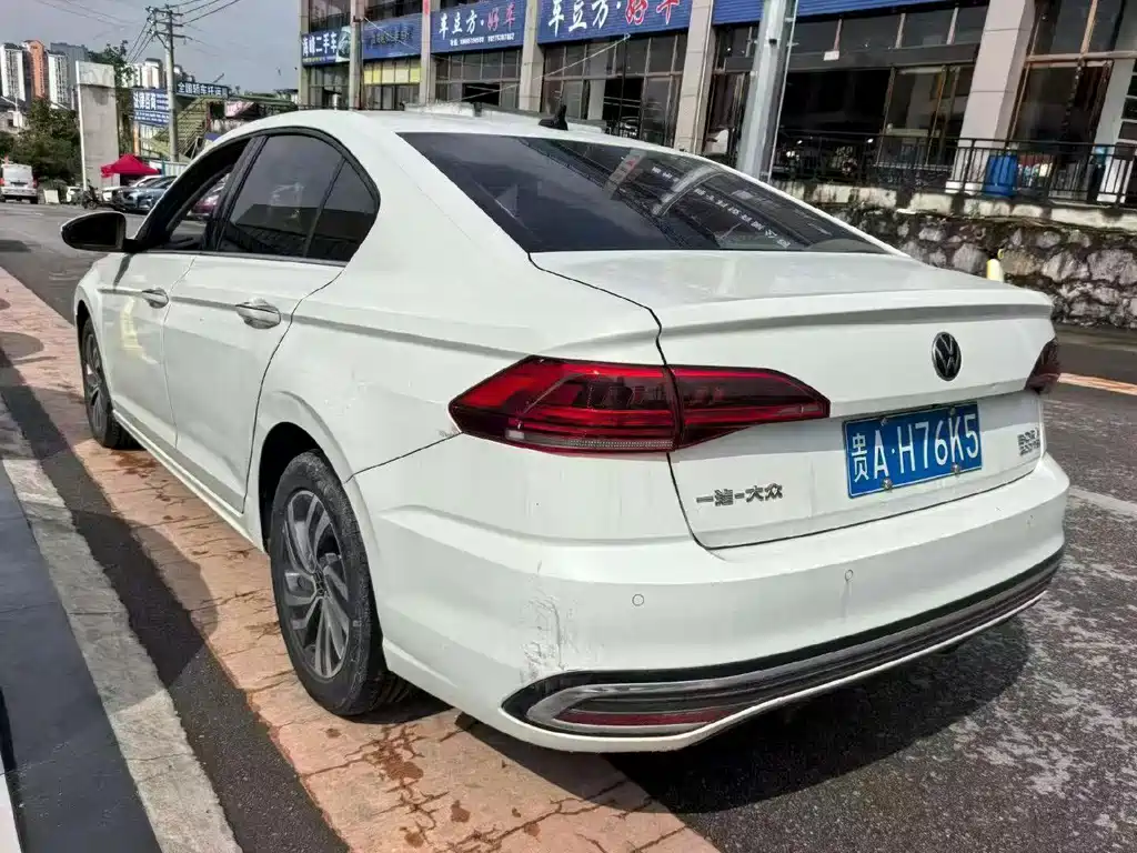 Volkswagen Bora — миниатюра 8