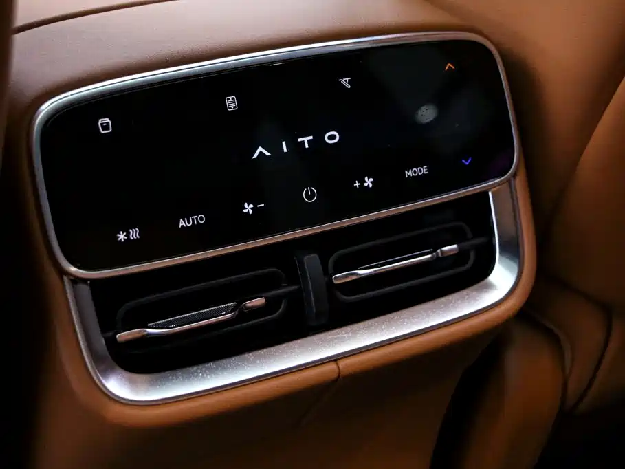 AITO AITO M7 — миниатюра 17