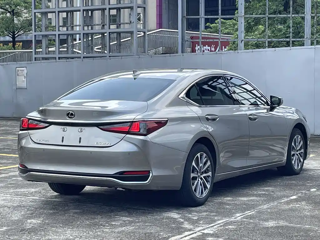 Lexus ES — фотографии объявления, Фото 28
