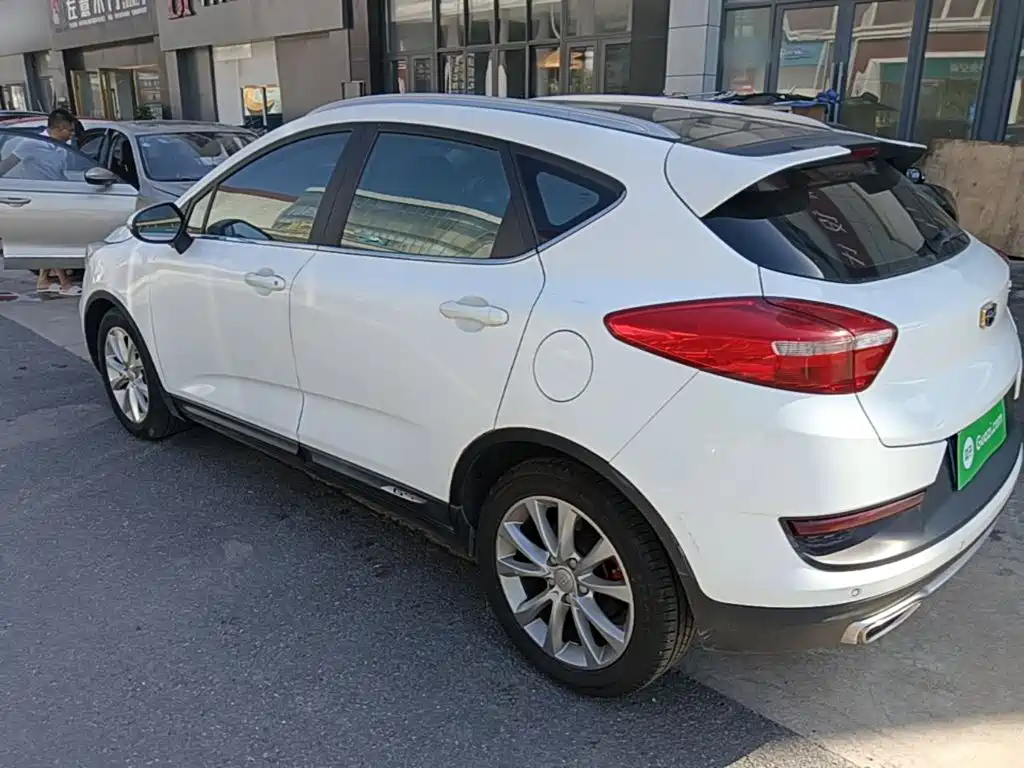 Geely Emgrand GS — миниатюра 5