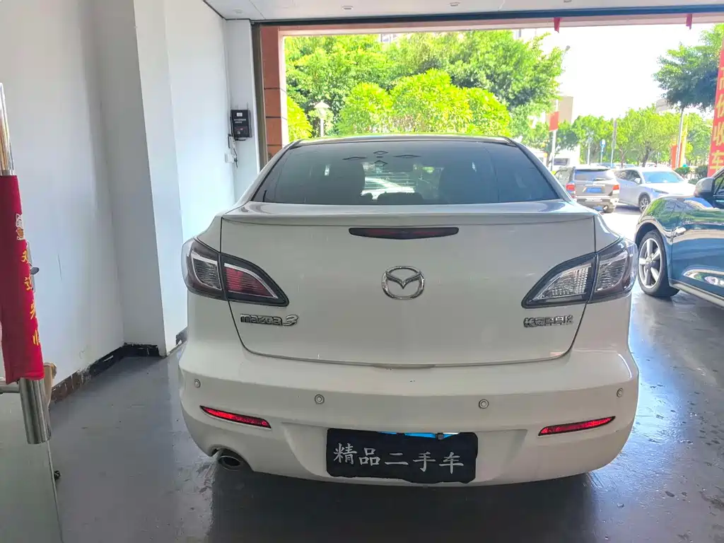 Mazda 3 Xingcheng — миниатюра 6