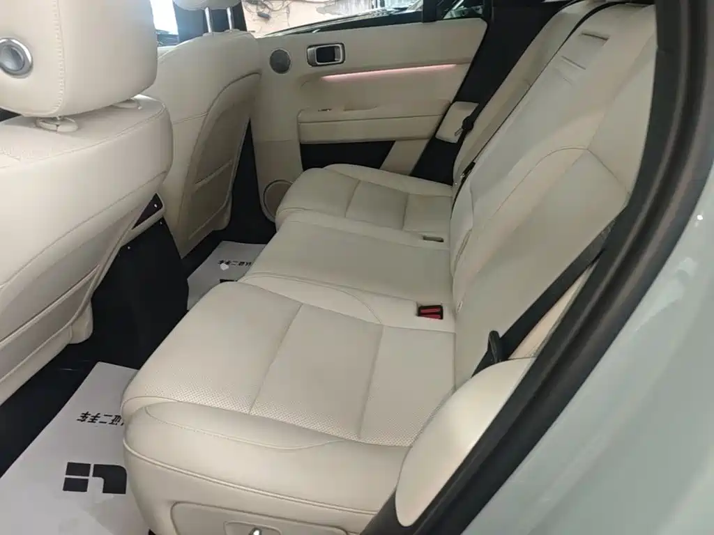 Li Auto Li L6 — миниатюра 17