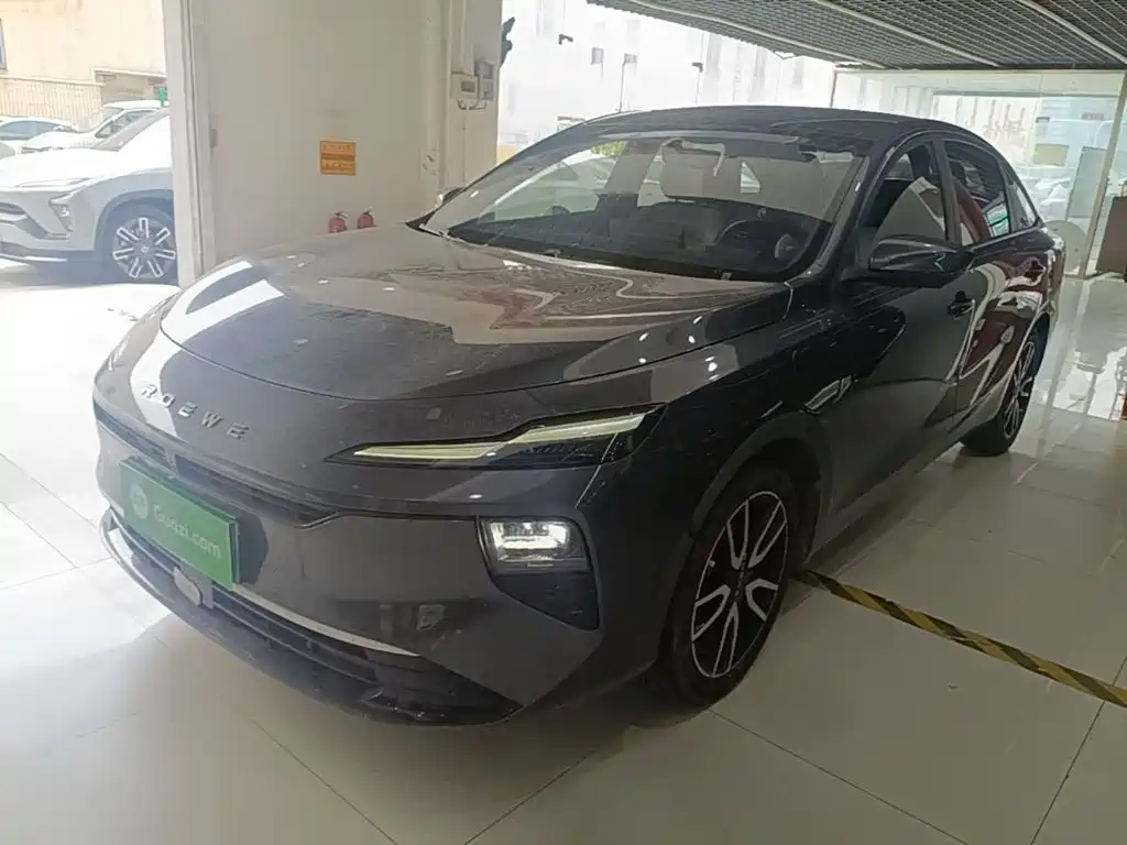 Roewe D6 — миниатюра 2