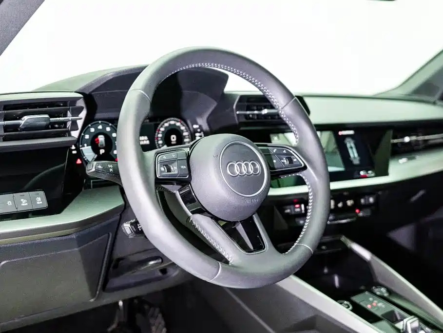 Audi A3 2021 Sportback 35 TFSI Fashion Sport