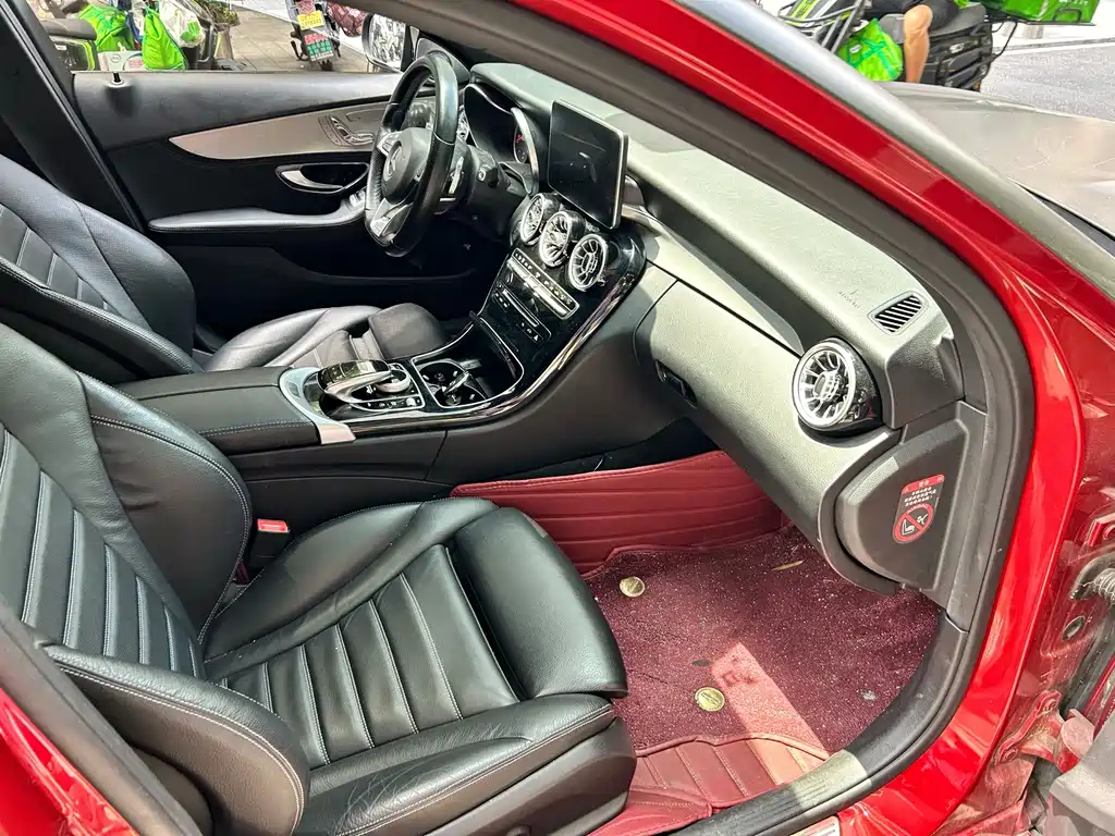 Mercedes-Benz C-Class — миниатюра 8