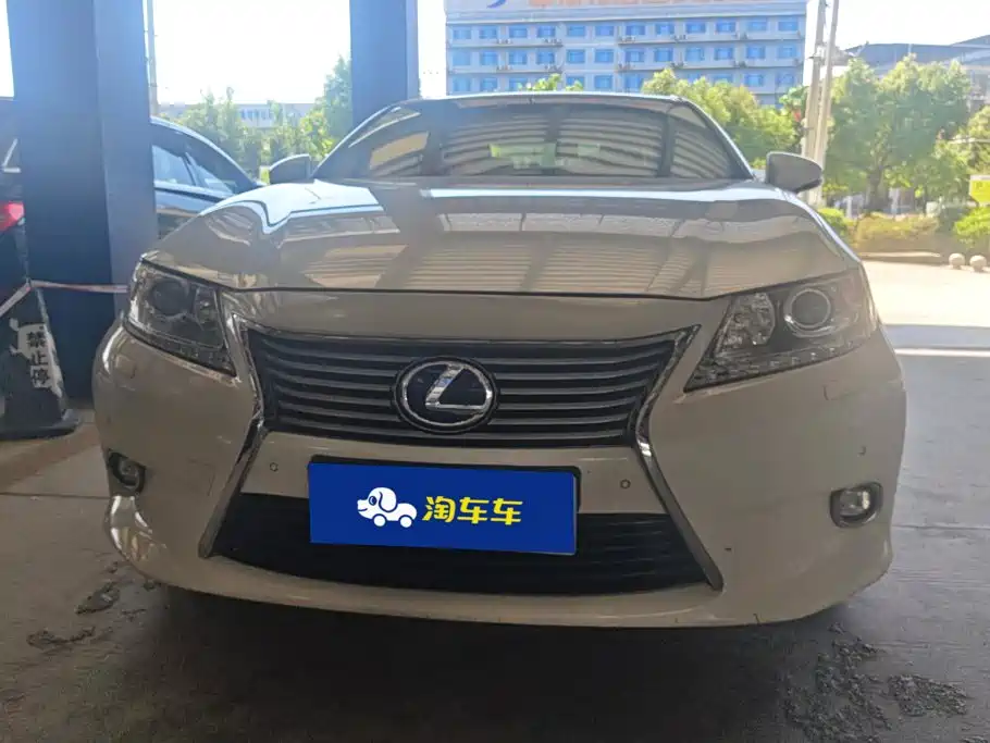 Lexus ES — миниатюра 2