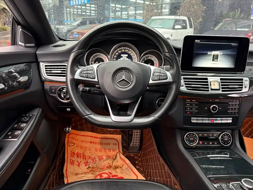 Mercedes-Benz CLS — миниатюра 14