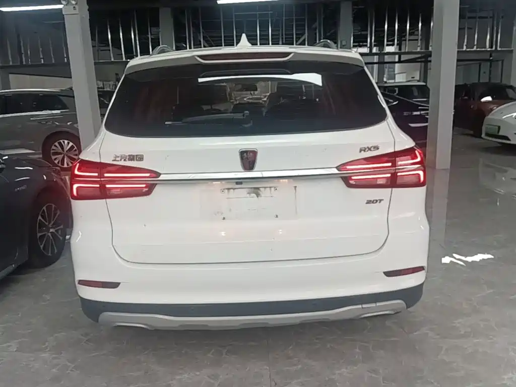 Roewe RX5 — миниатюра 6