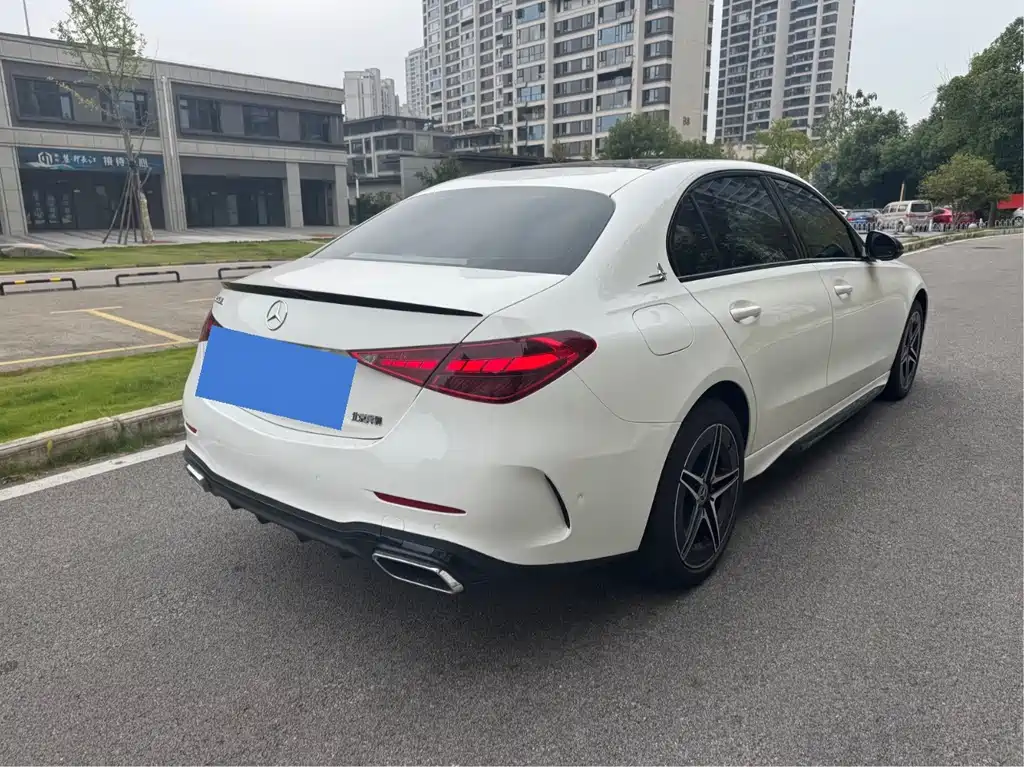 Mercedes-Benz C-Class — миниатюра 4