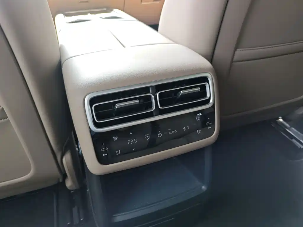 Li Auto Li L6 — миниатюра 21