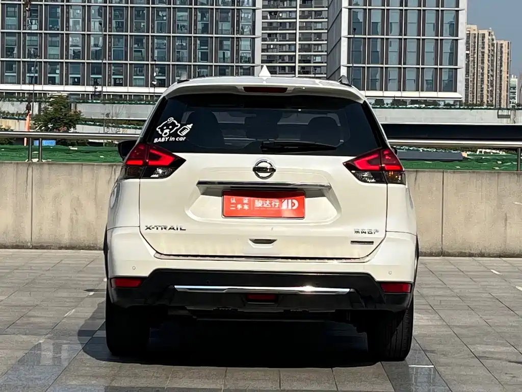 Nissan X-Trail — миниатюра 5