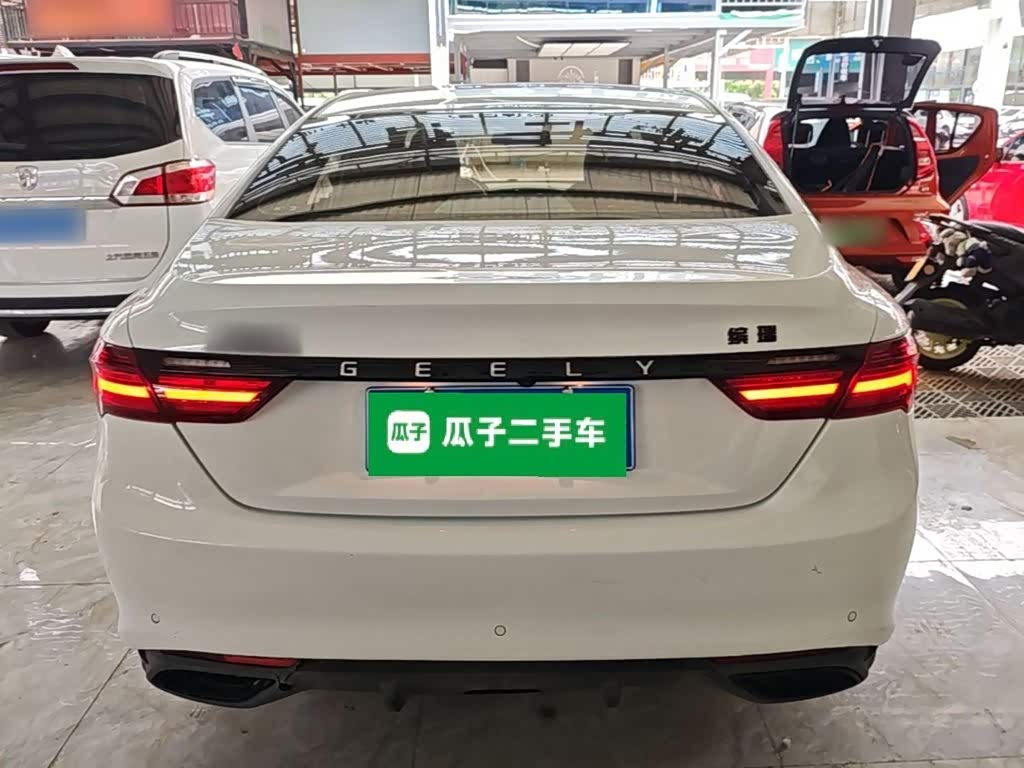 Geely Binrui 1.4 л 2021 г. Белый, пробег 35200 км