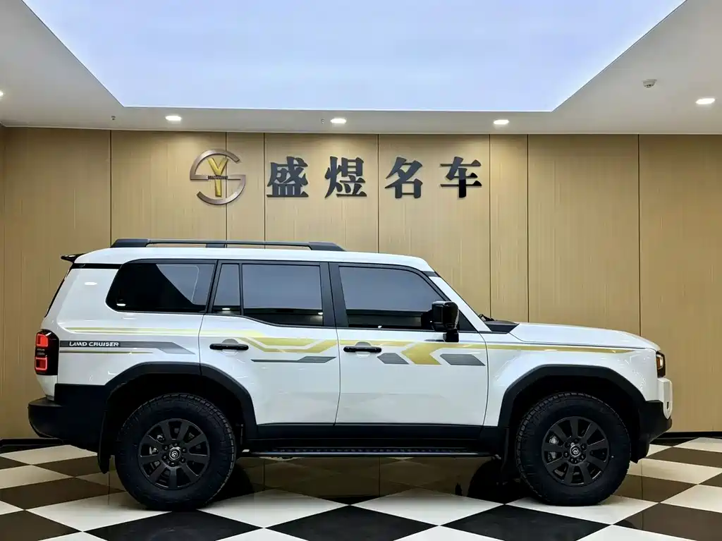 Toyota Prado — миниатюра 3