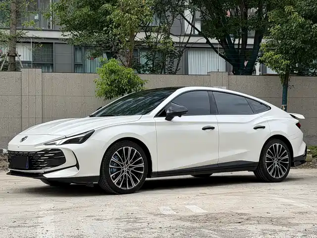 2023 MG MG7