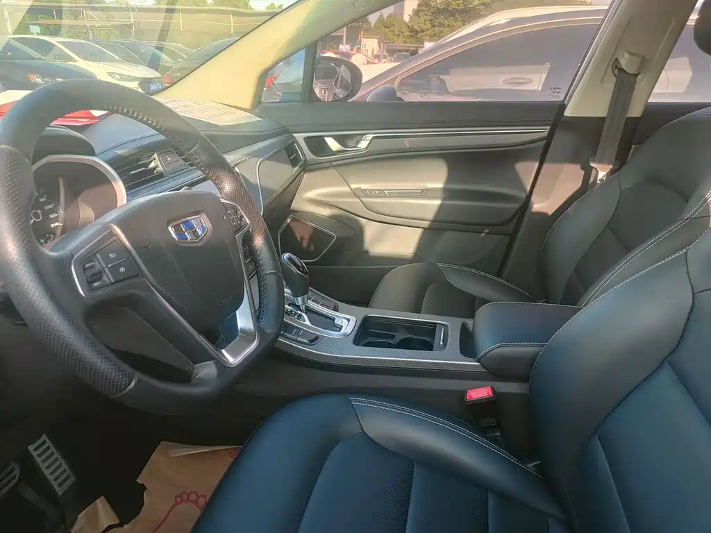 Geely Emgrand GS — миниатюра 5