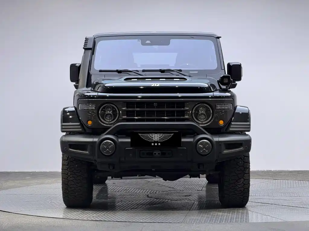 212 212 T01 — миниатюра 2