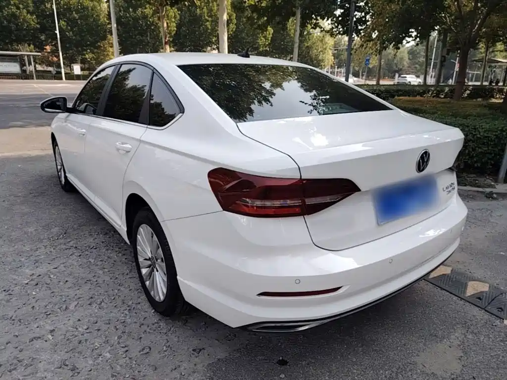 Volkswagen Lavida — миниатюра 5