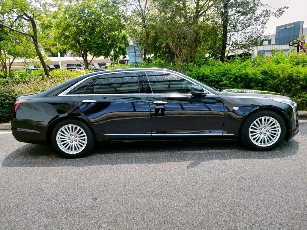 Cadillac CT6 — миниатюра 7