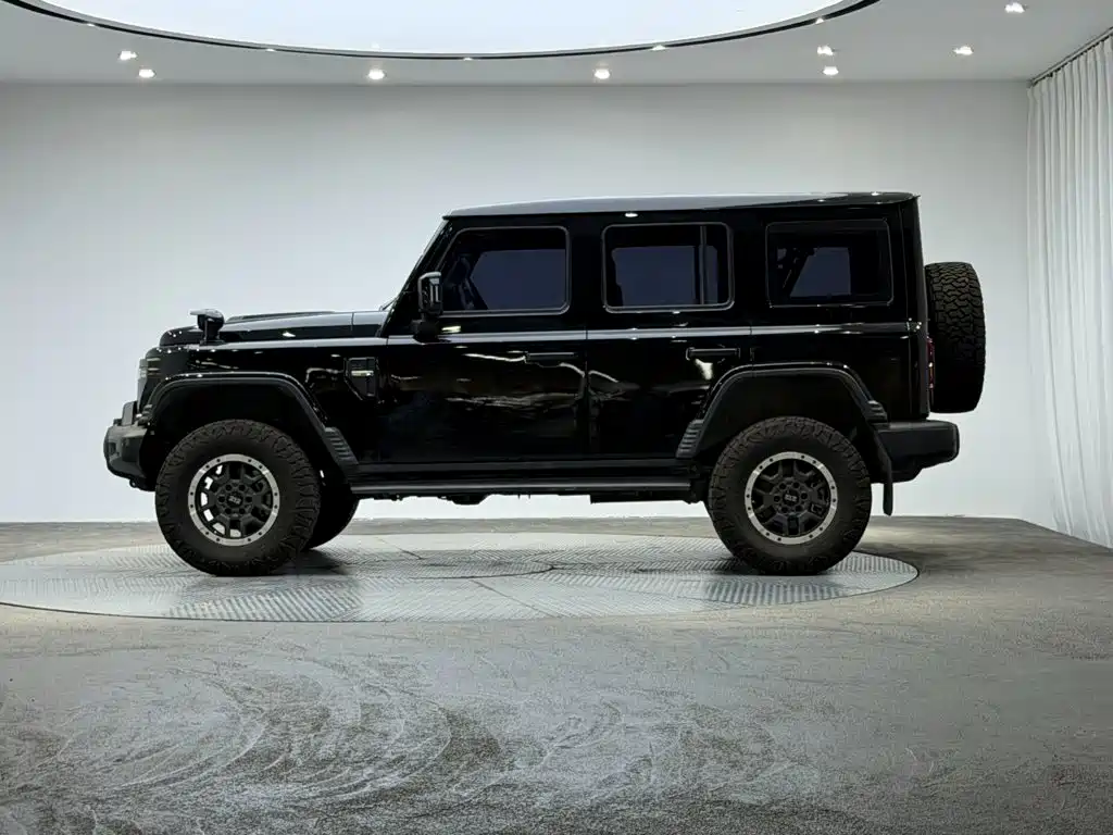 212 212 T01 — миниатюра 6