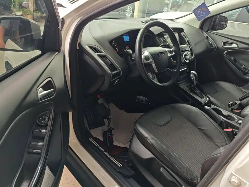 Ford Focus — миниатюра 16