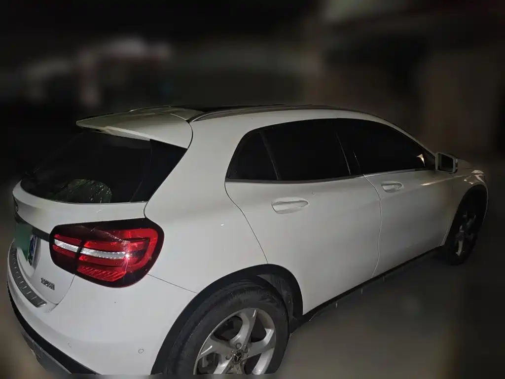Mercedes-Benz GLA — миниатюра 4