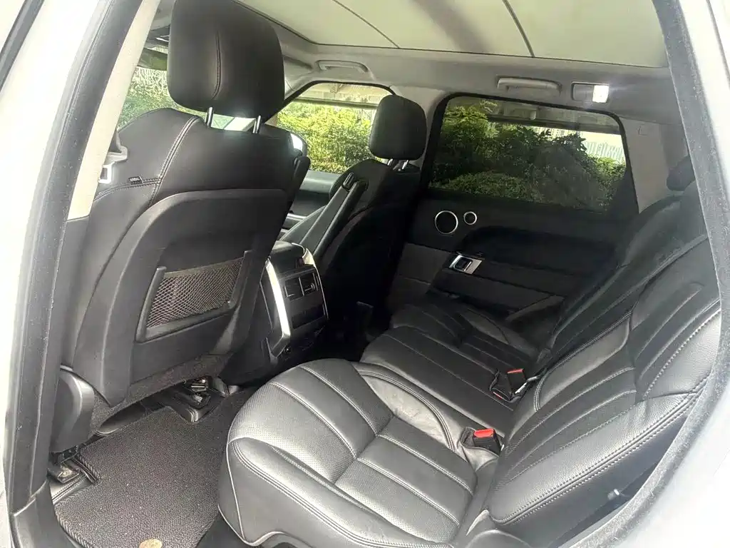 Land Rover Sport — миниатюра 6