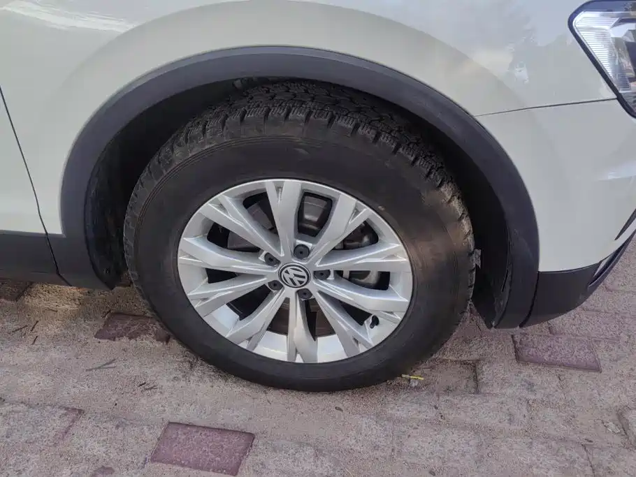 Volkswagen Tiguan L — миниатюра 6