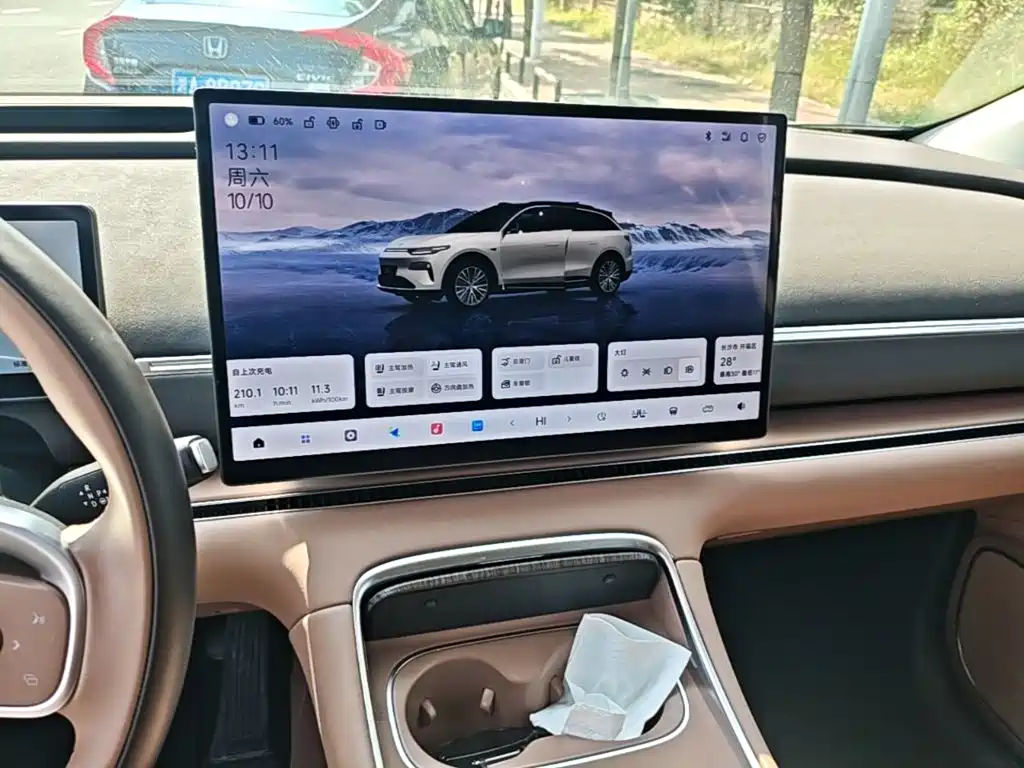 Leapmotor Leapmotor C11 — миниатюра 13
