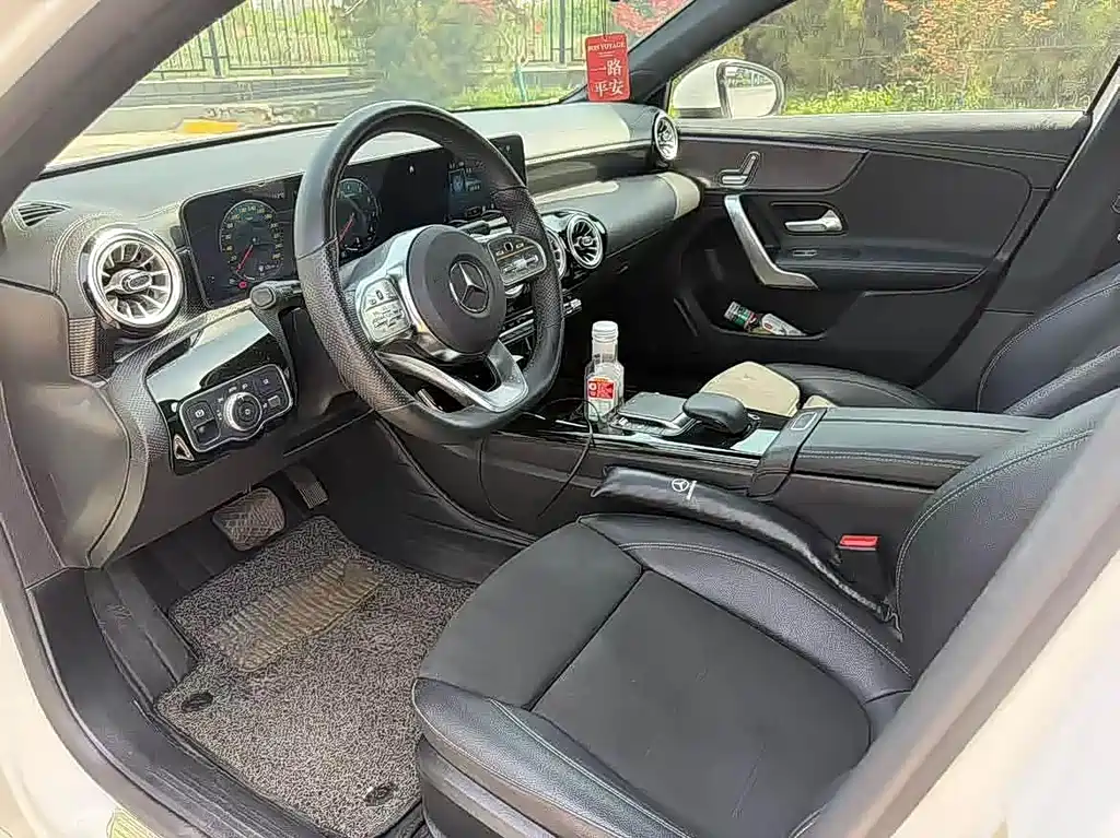 Mercedes-Benz A-Class — миниатюра 4