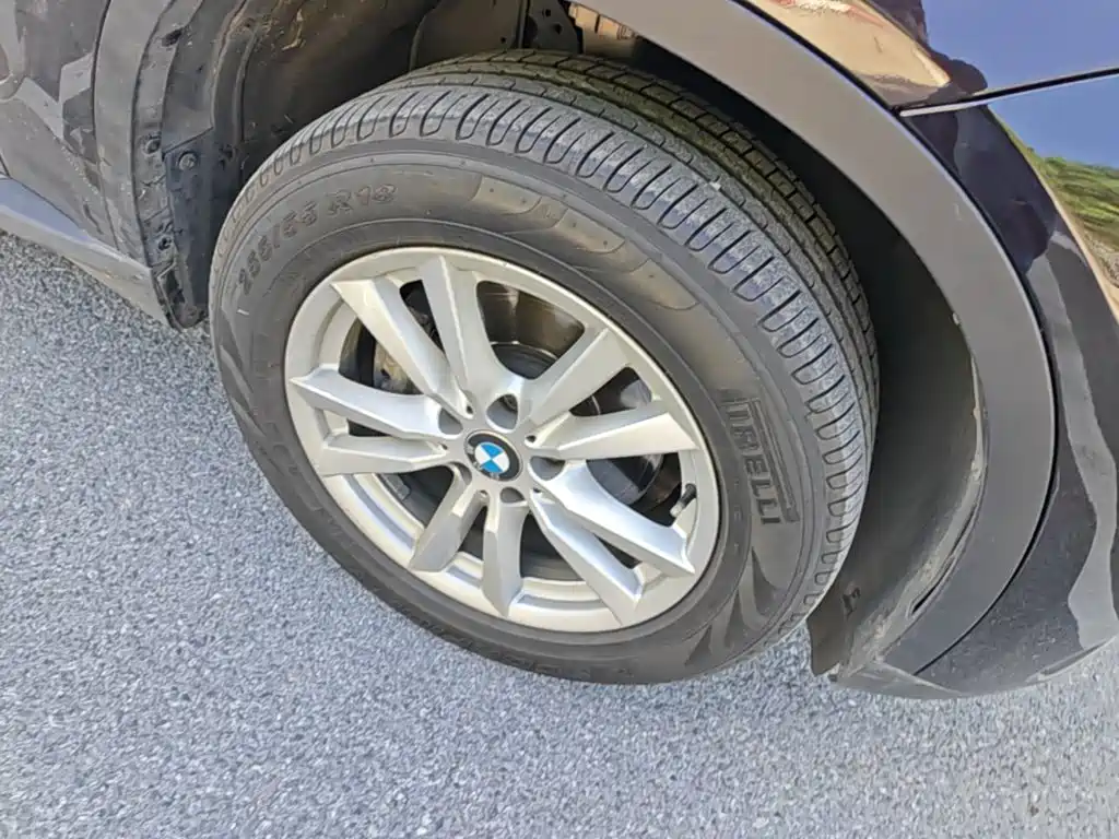 BMW X5 (Import) — миниатюра 12