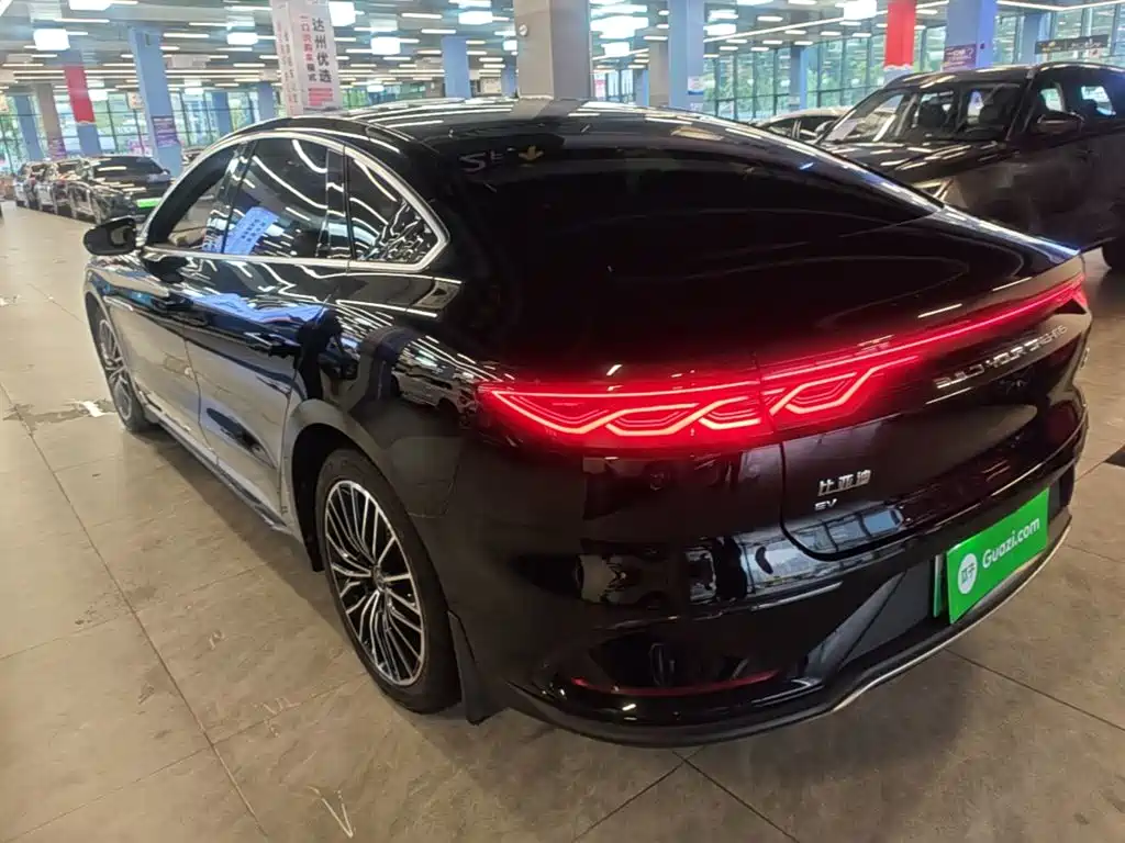 BYD Han — миниатюра 5