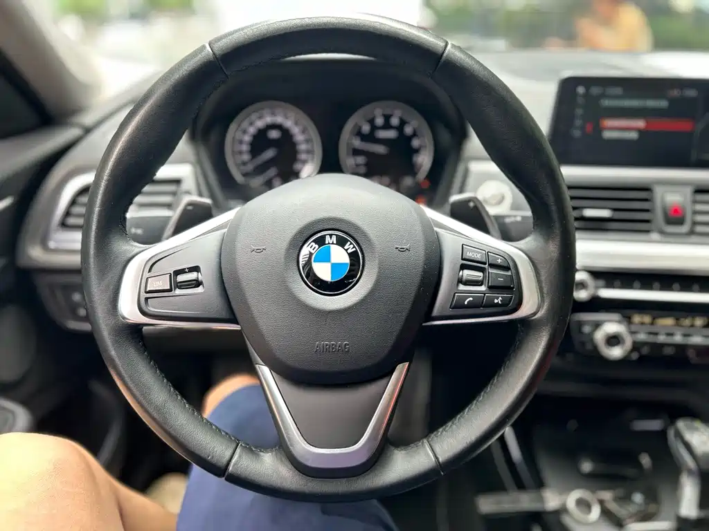 BMW 1 Series — миниатюра 10