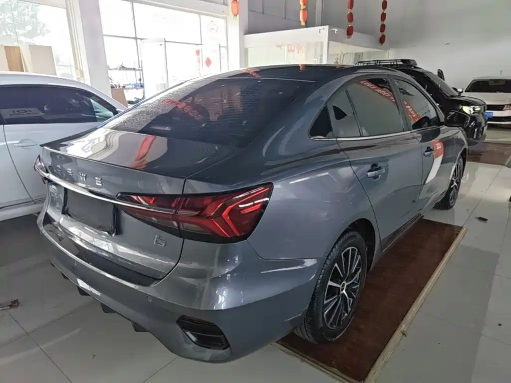 Roewe i5 — миниатюра 7