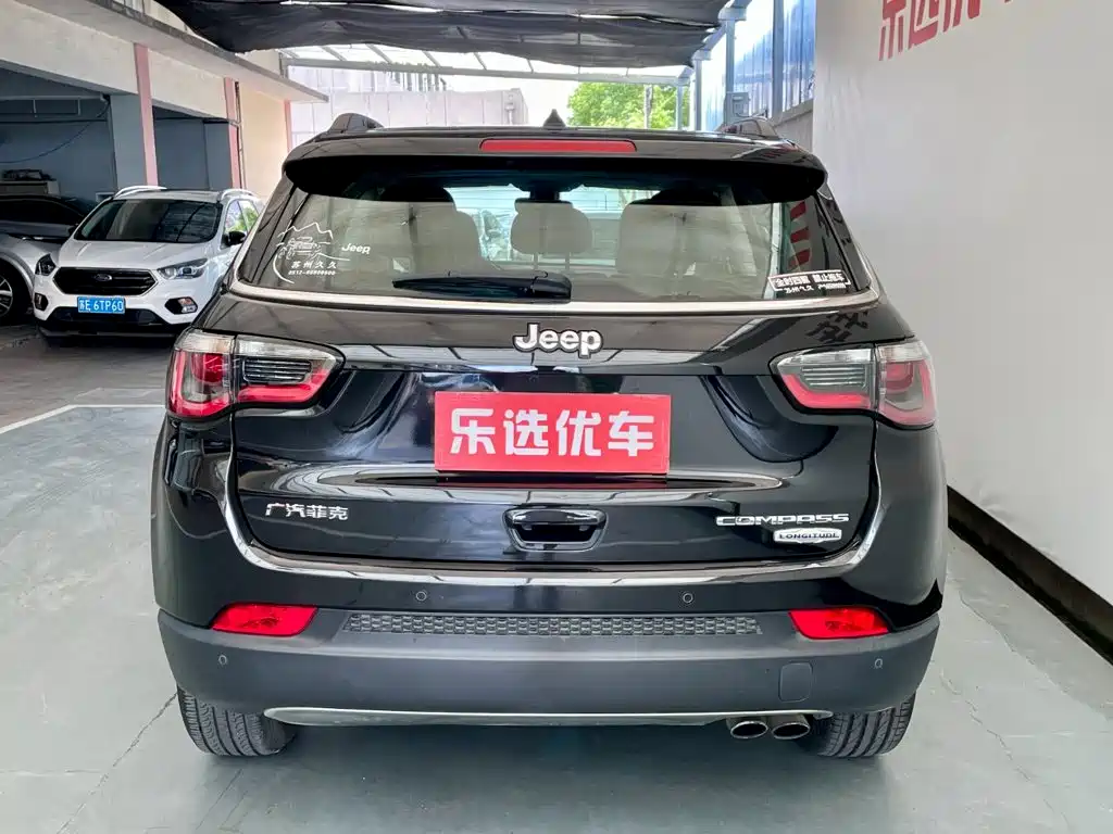Jeep Compass — миниатюра 3
