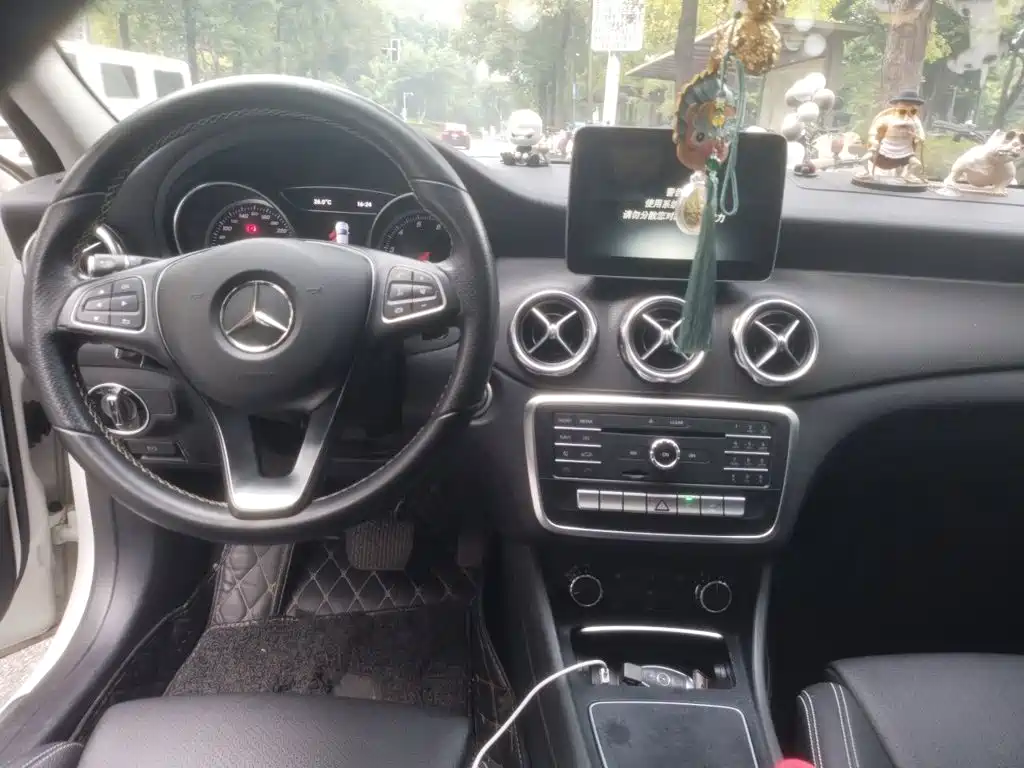 Mercedes-Benz GLA — миниатюра 5