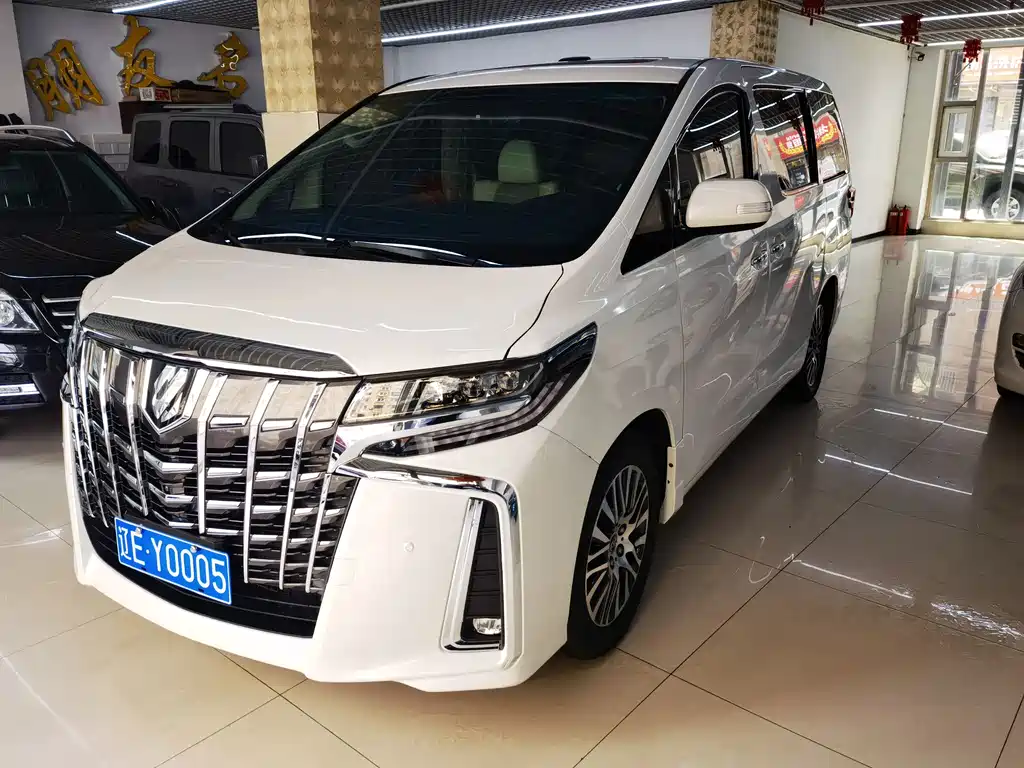 Toyota Alphard 2014