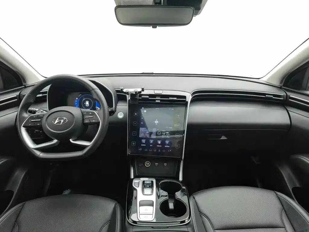 Hyundai Tucson — миниатюра 5