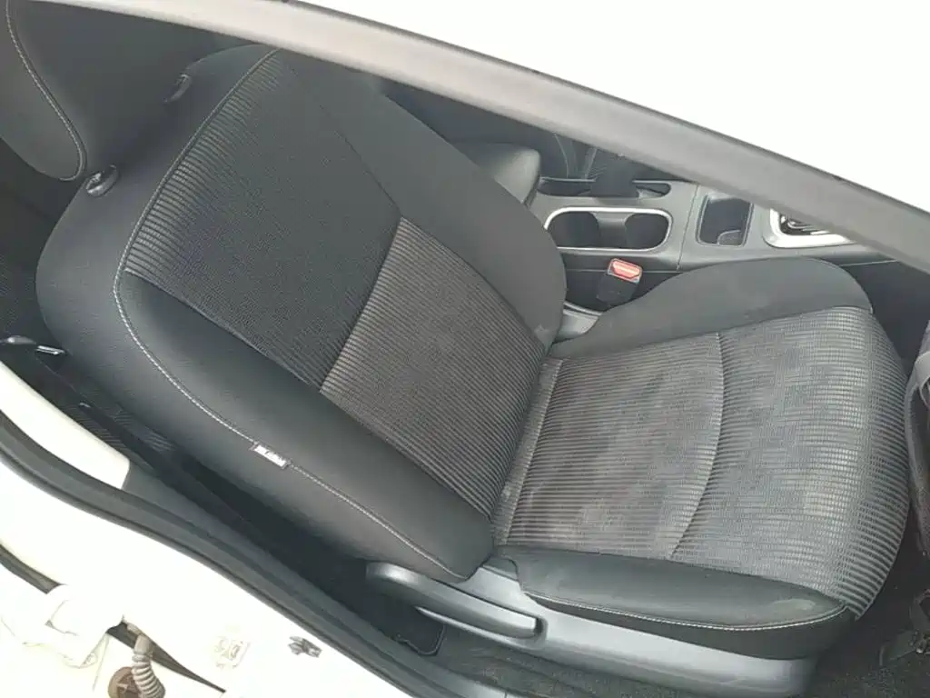 Nissan Tiida — миниатюра 25