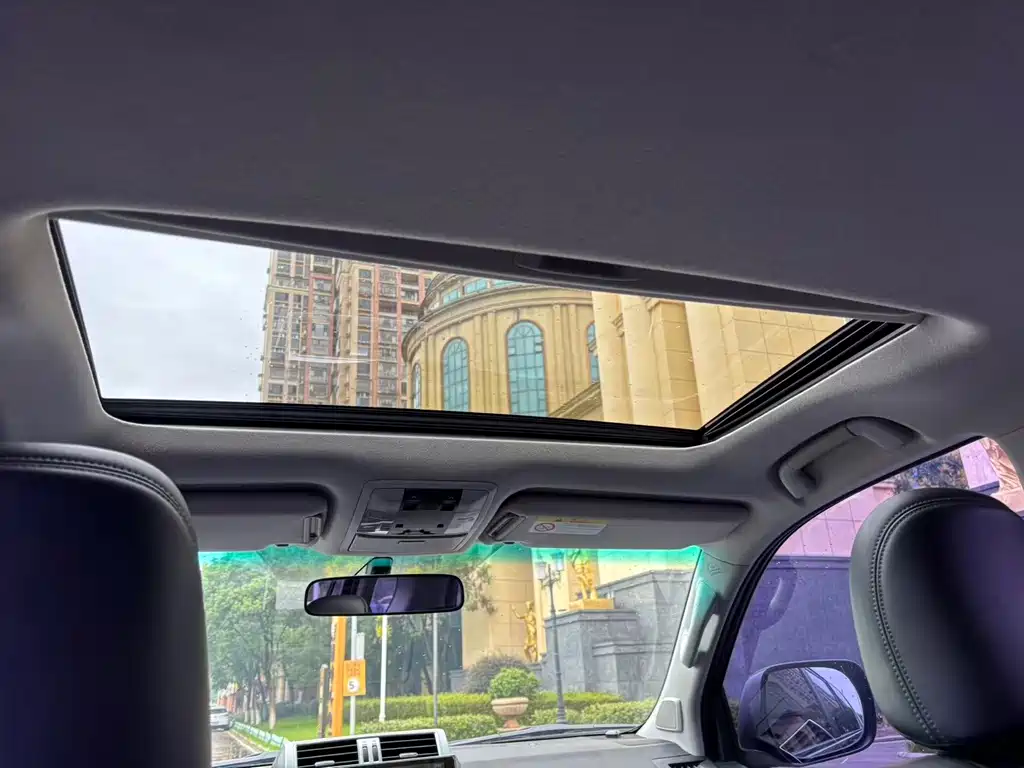 Toyota Prado — миниатюра 14