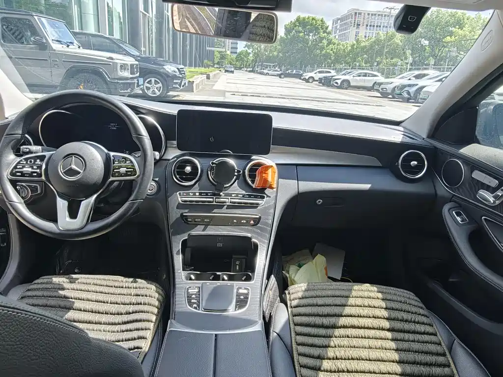 Mercedes-Benz C-Class — миниатюра 9